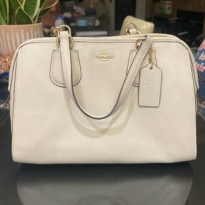 New without tags Coach Bag. Never used